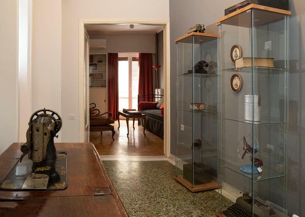 Vintage Apartment Next To Acropolis Museum Athene Buitenkant foto